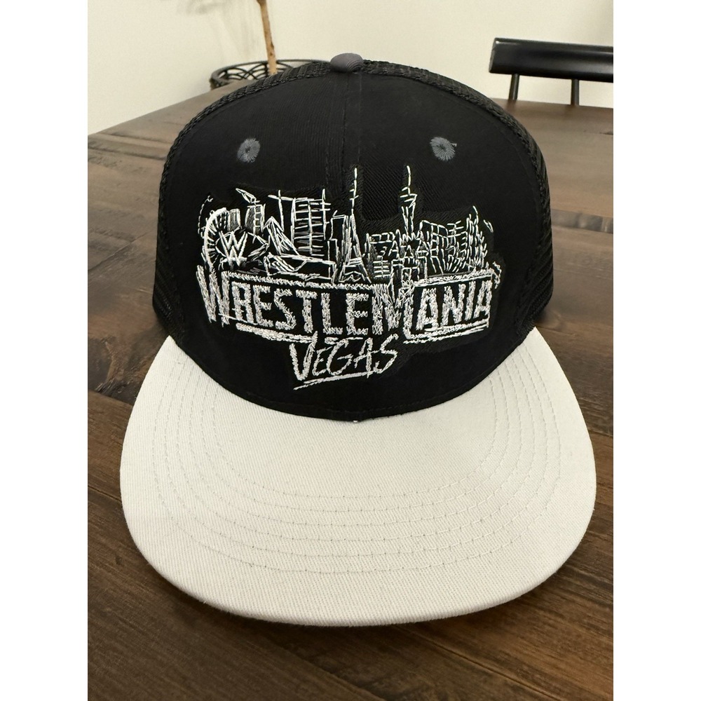 2026 WWE WRESTLEMANIA 42 LAS VEGAS TRUCKER Hat Mesh Back NWT